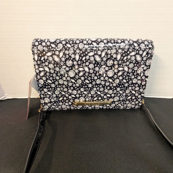 NWT Betsey Johnson Diamond Printed Crossbody Purse Bow Black Gold Chain Xodanie - Picture 3 of 16